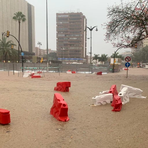 Miles de evacuados, transporte suspendido e inundaciones: nuevo temporal sacude España