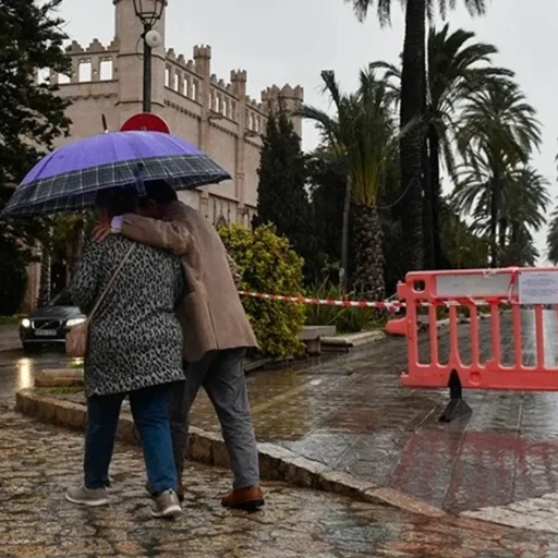 Temporal en España: alerta roja por lluvias en Tarragona y Málaga